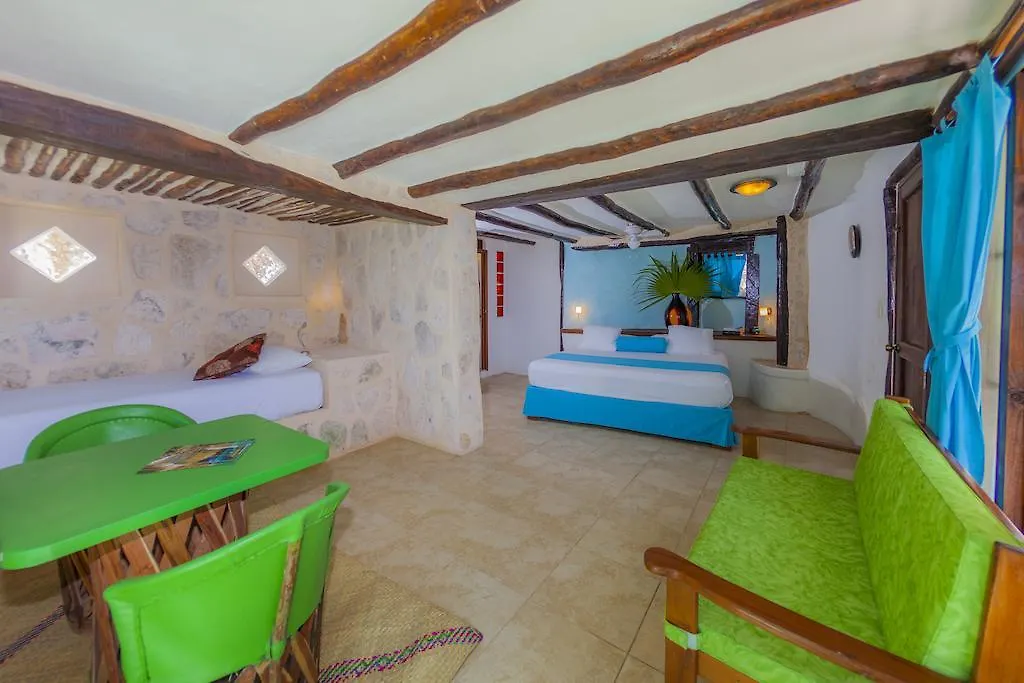 Mestizo Hotel Boutique Tulum 4*,  México